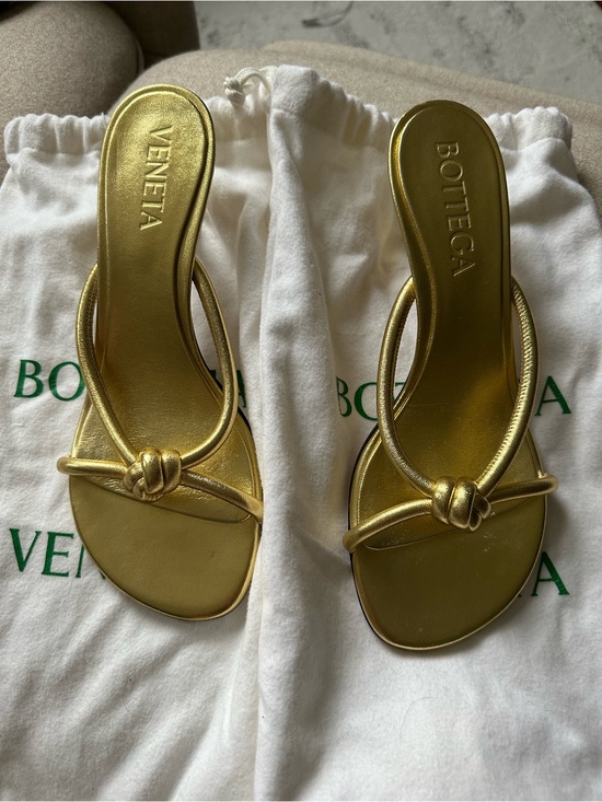 Bottega Veneta Shoes - Bottega Veneta Metallic Gold Knotted Leather Slide Heels